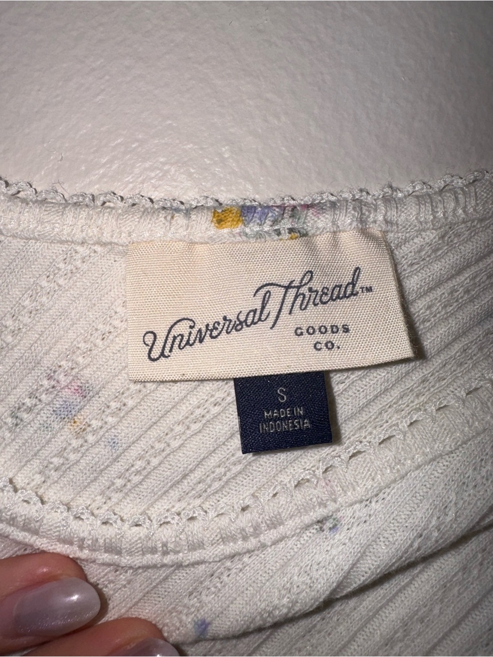 Universal Thread White Ribbed Tee with Multicolor Floral